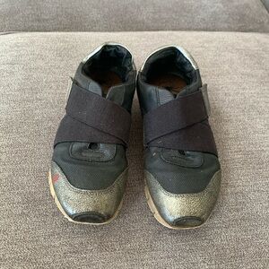 black and silver velcro sneakers